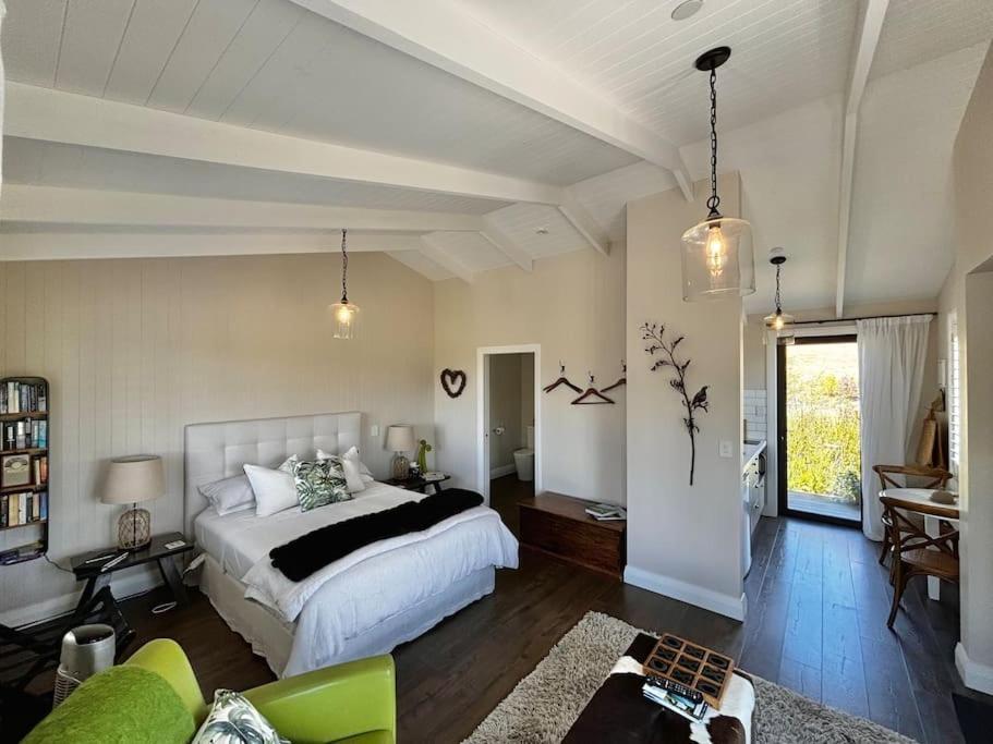 Luxury Cottage With Stunning Vineyard Views Renwick Exterior foto